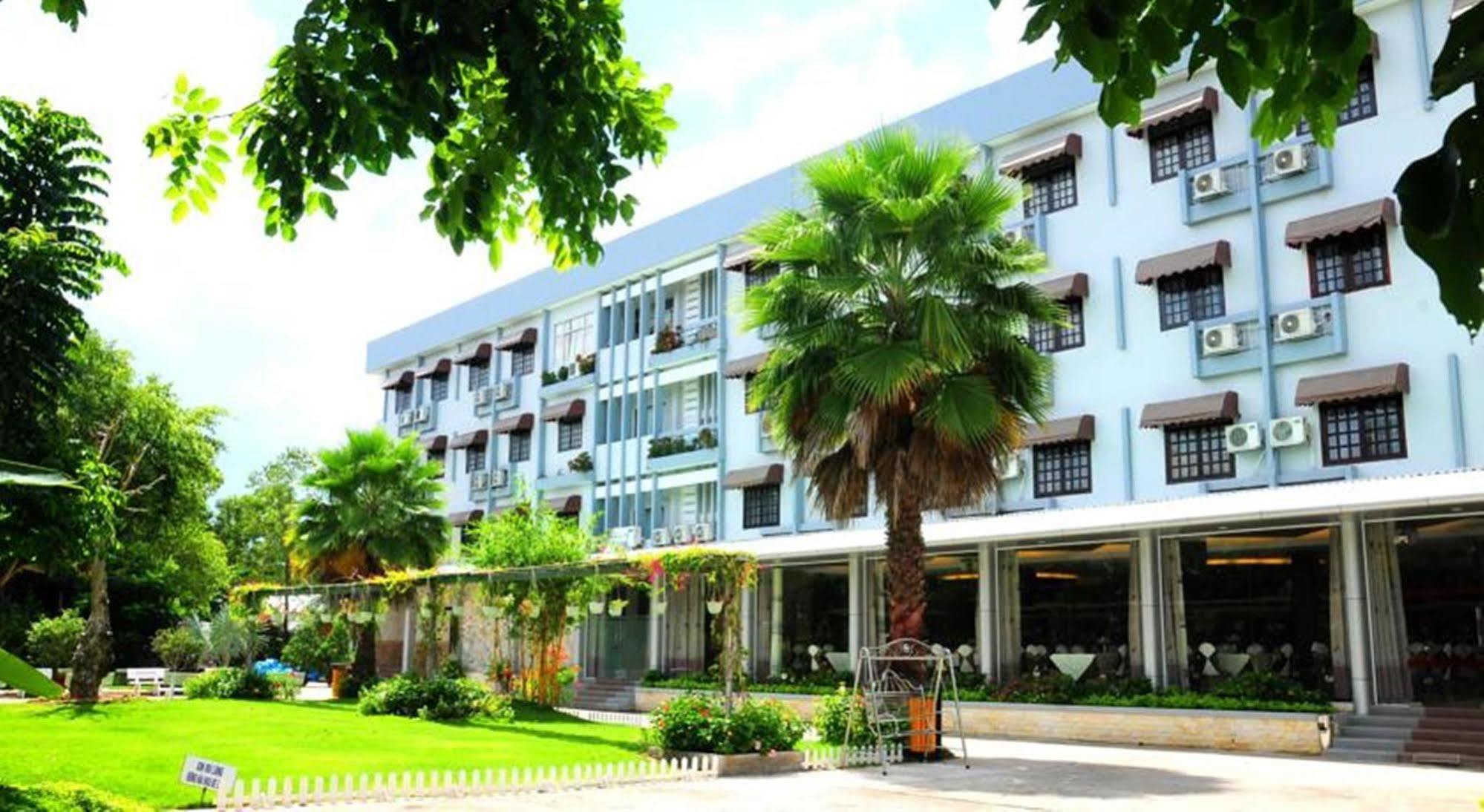 Cuu Long Hotel Can Tho Exterior photo